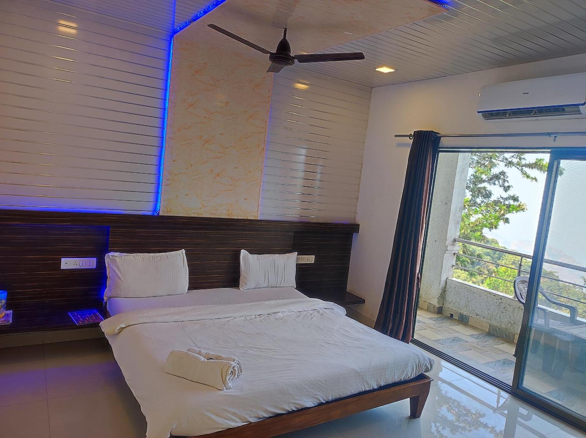 Oneness Mahableshwar Hotel Mahabaleshwar Exterior photo